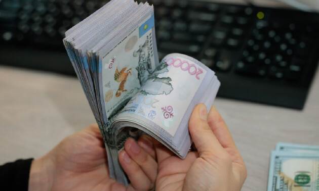 Мемлекеттік қызметшілердің жалақысы кезең-кезеңімен өседі