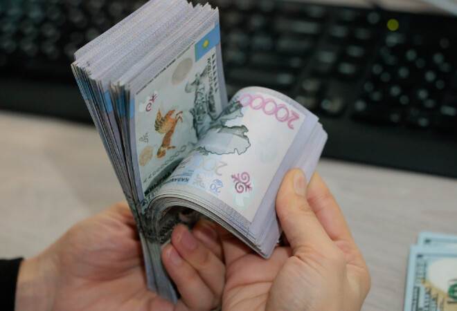 Мемлекеттік қызметшілердің жалақысы кезең-кезеңімен өседі