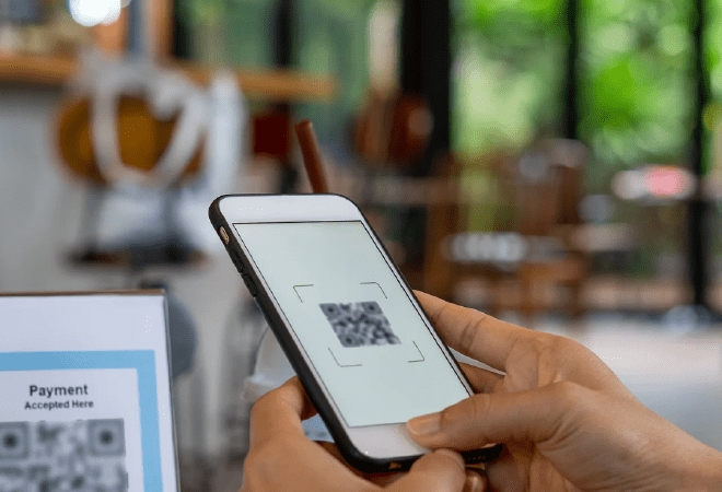 БЦК и UnionPay запустили оплату по QR в Китае