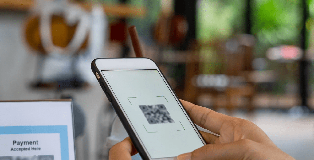 БЦК и UnionPay запустили оплату по QR в Китае
