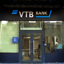 ВТБ снизил ставки по долгосрочным депозитам