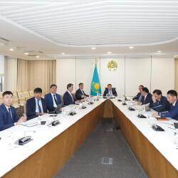 В Туркестане рассмотрели проекты новых инвестобъектов