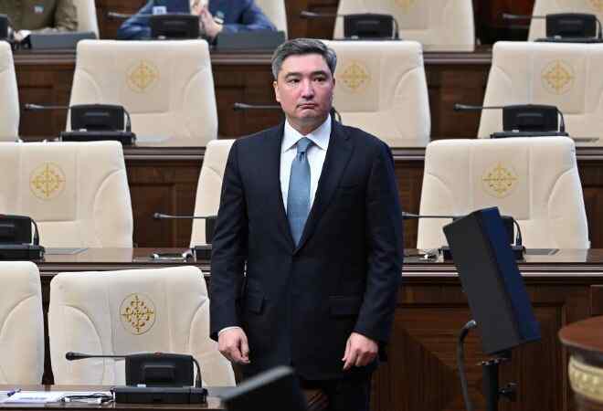 Олжас Бектенов Премьер-Министр лауазымына қайта тағайындалды