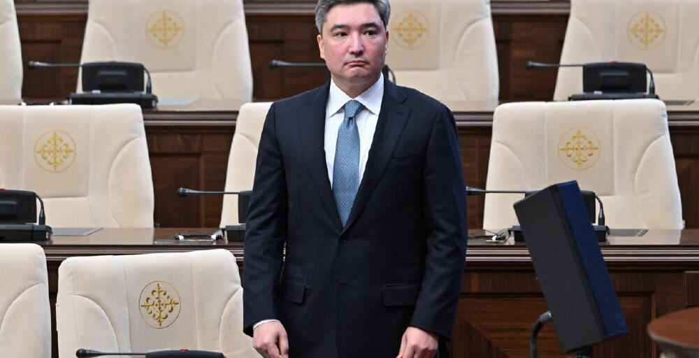 Олжас Бектенов Премьер-Министр лауазымына қайта тағайындалды