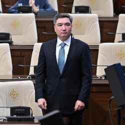 Олжас Бектенов Премьер-Министр лауазымына қайта тағайындалды