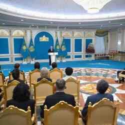 Тоқаев озық технология дәуірінде кітап оқудың да мән-маңызын арттыру қажет екенін айтты